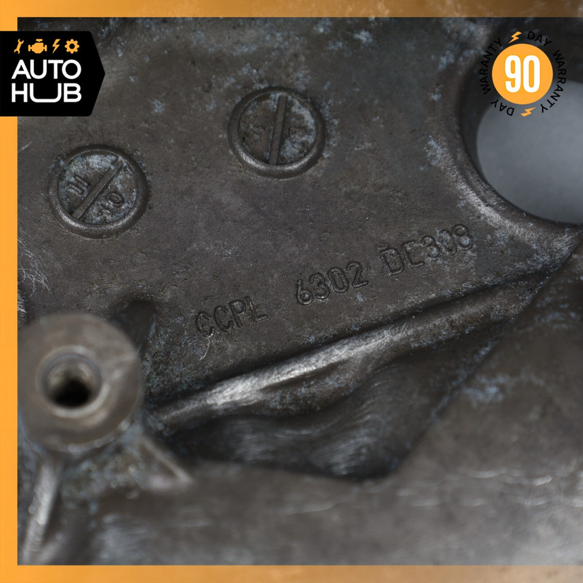 Aston Martin DB11 / C63 M177 Right Side Engine Cylinder Head Valve Cover OEM 7k - photo 8