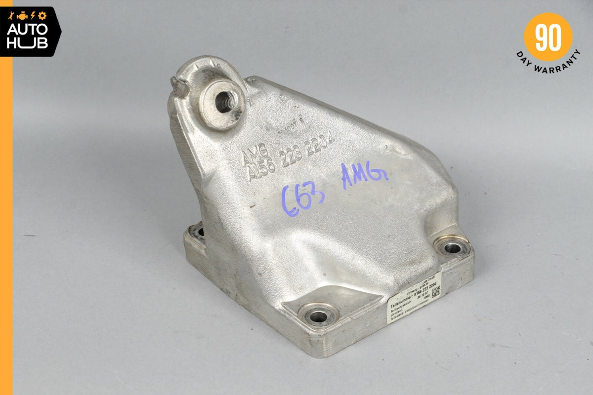 08-14 Mercedes W204 C63 E63 AMG M156 Engine Motor Right Side Mount Bracket OEM - photo 1