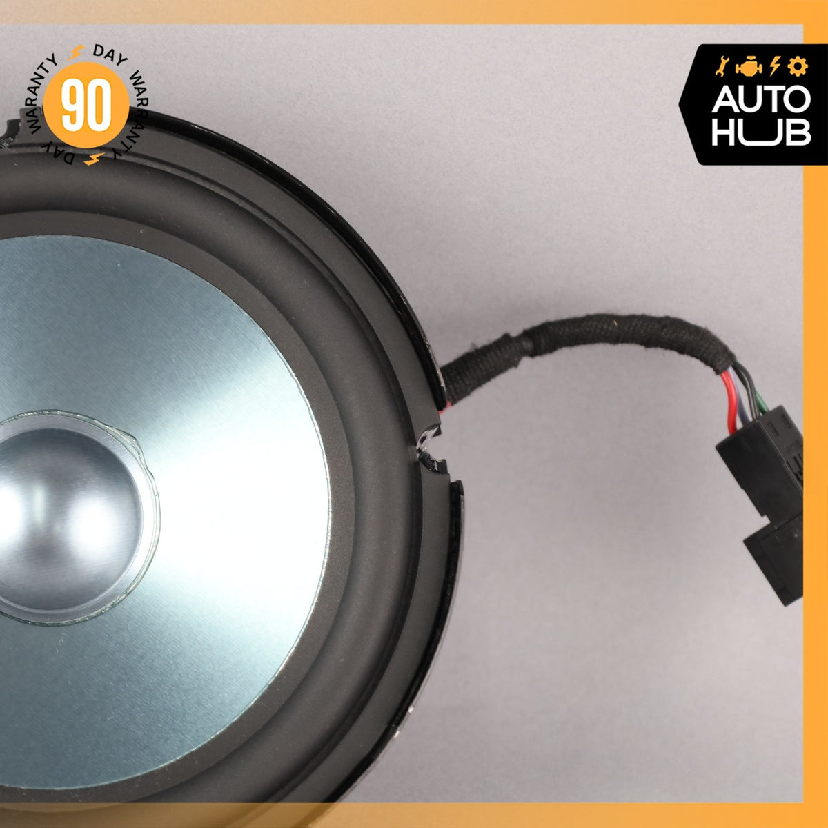11-17 Mercedes W207 E350 E400 Convertible Logic7 Rear Subwoofer Speaker OEM 58k - photo 4