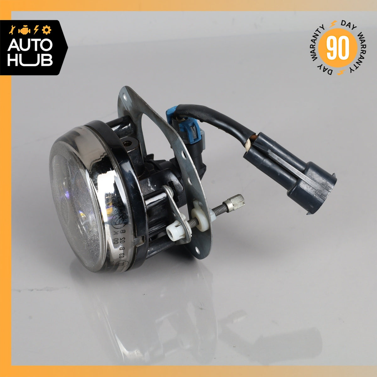 05-11 Mercedes R230 CLK500 R500 Front Left Fog Lamp 2098200756 OEM - photo 11