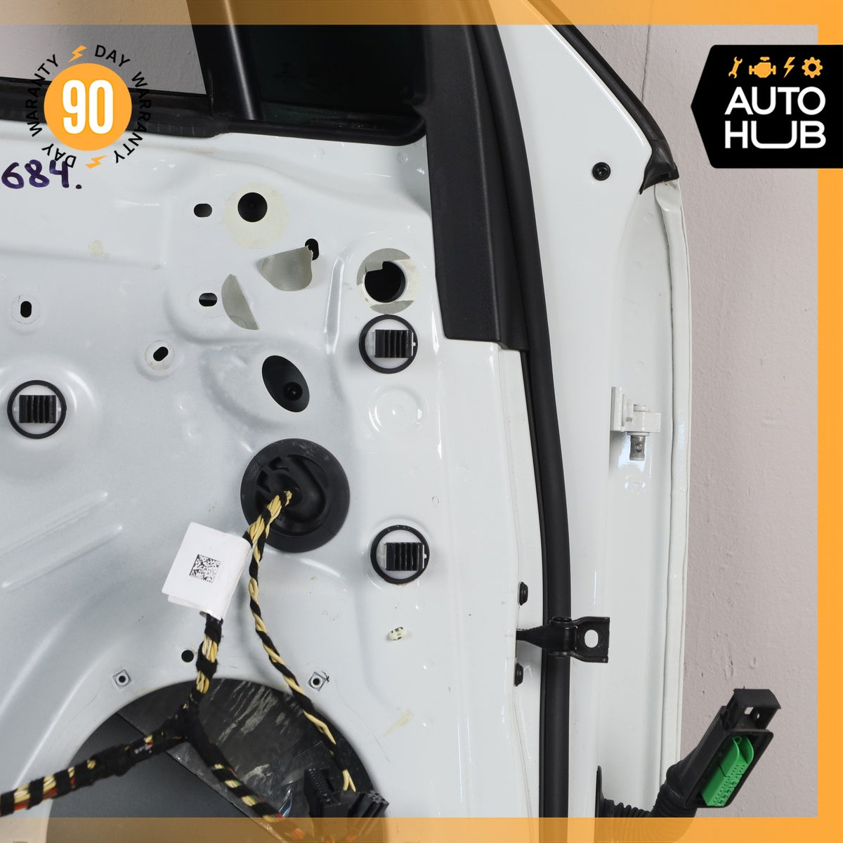 15-26 Porsche Macan 95B GTS Front Left Driver Door Shell White 95B831021 OEM - photo 16