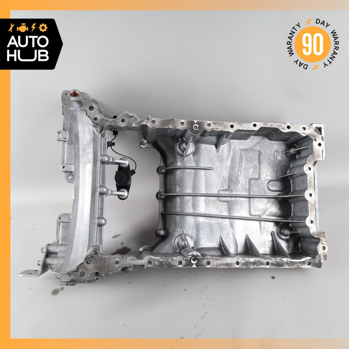 Mercedes W212 E350 Bluetec Diesel OM642 Engine Upper Oil Pan 6420142602 OEM 48k - photo 2