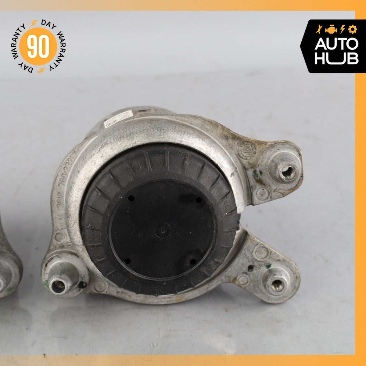 Mercedes W213 E300 RWD Front Left & Right Engine Mount Set OEM - photo 7