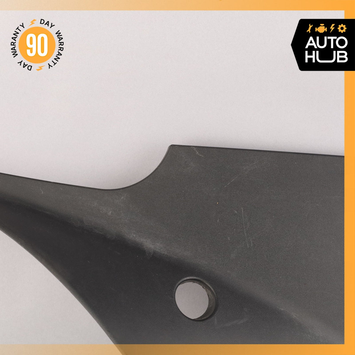 Porsche Macan 95B Front Left Engine Compartment Cover Panel Trim 95B806583B OEM - photo 3