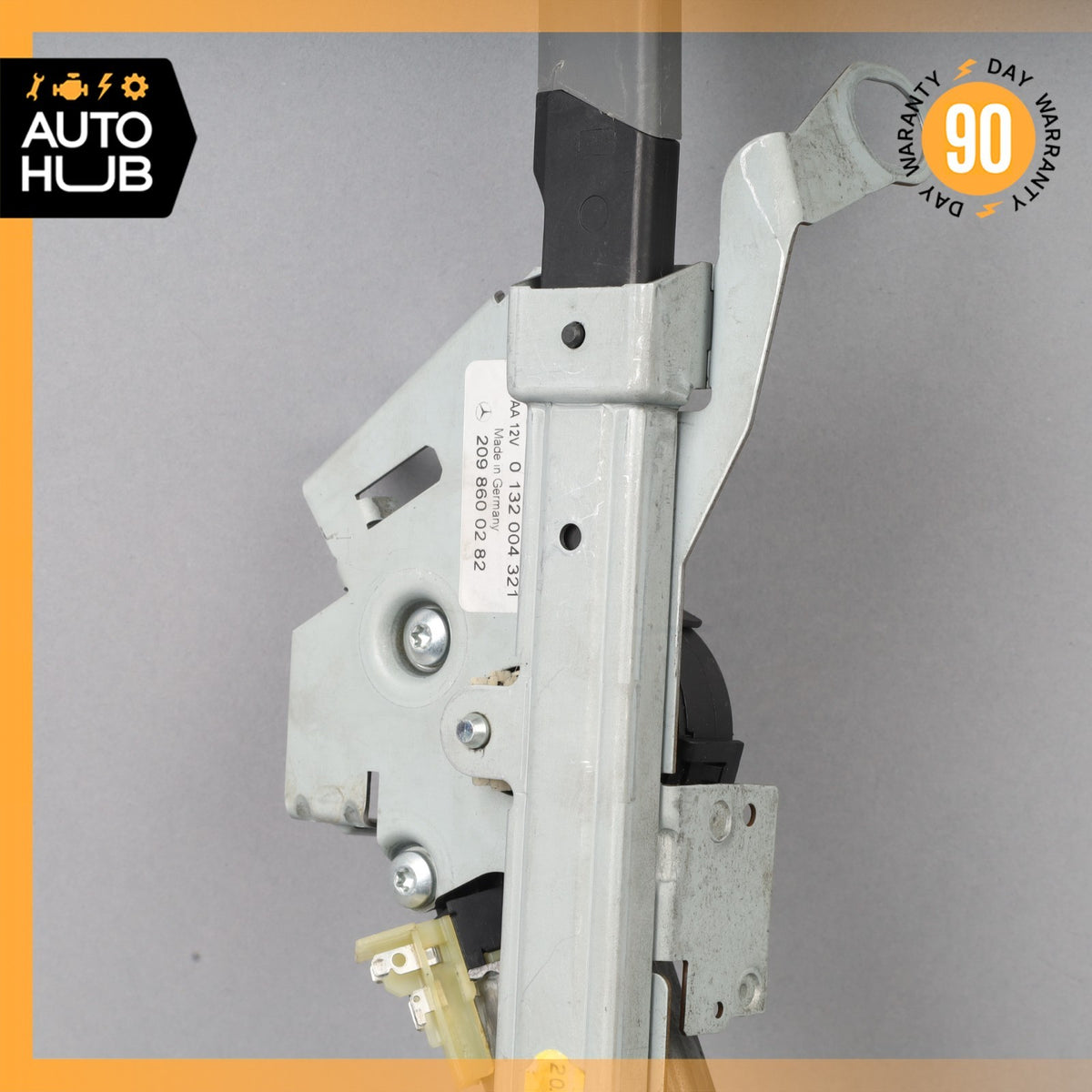06-09 Mercedes W209 CLK550 CLK350 Front Right Seat Belt Feeder Motor Gray OEM - photo 3