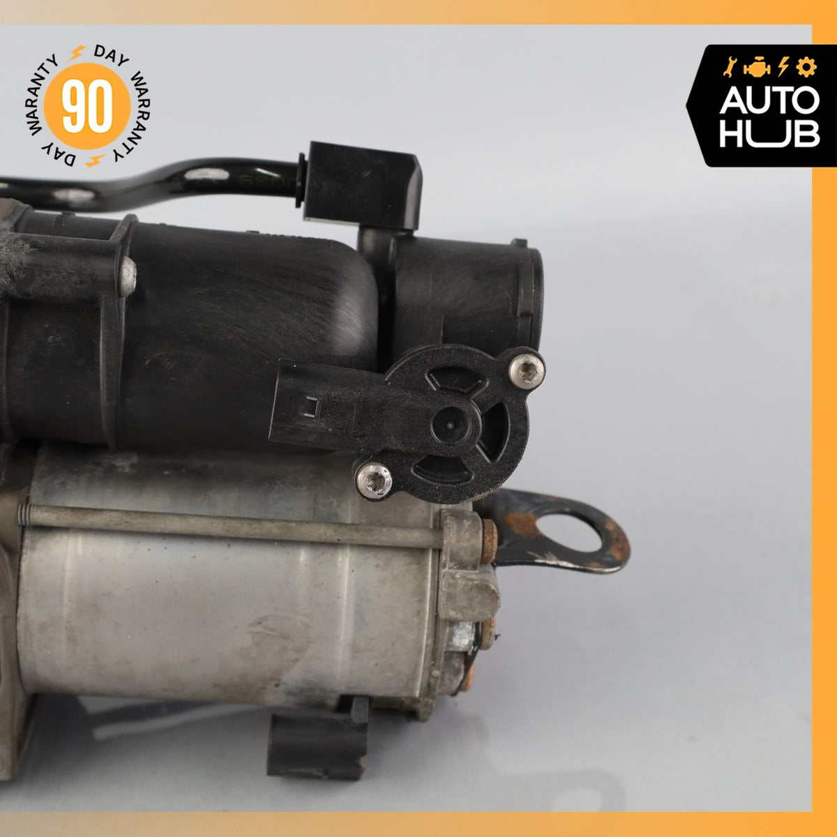14-20 Mercedes W217 S550 S63 AMG Airmatic Air Suspension Compressor Pump OEM - photo 9