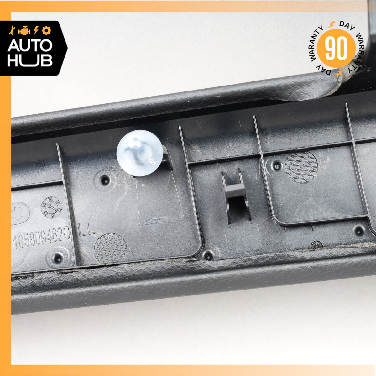 15-18 Porsche Macan 95B Front Right Dash Glove Box Trim Cover Panel Black OEM - photo 18
