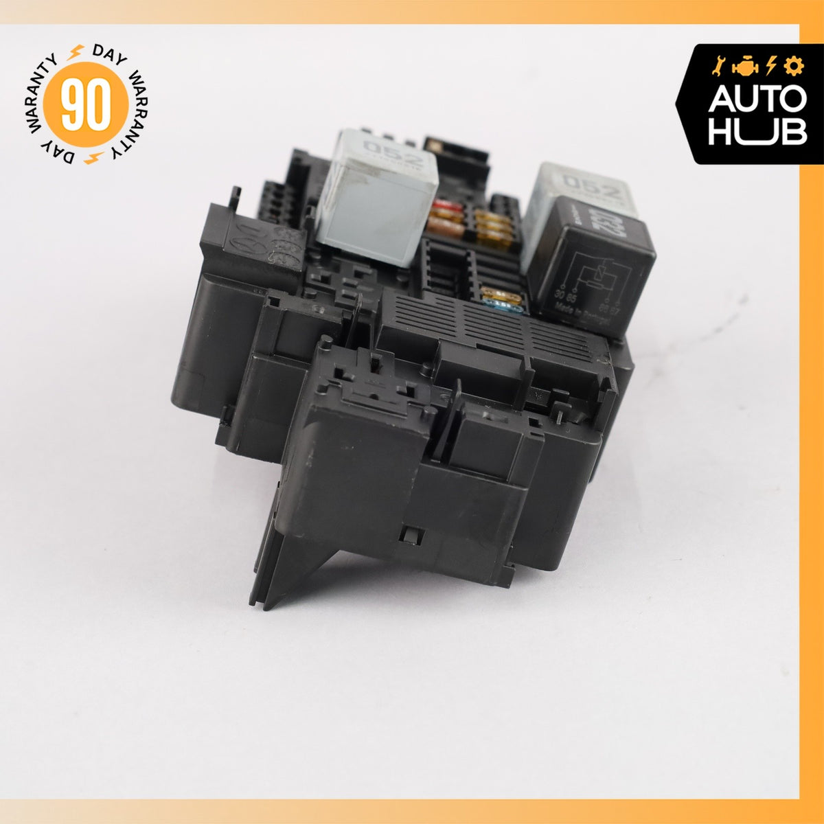 17-23 Mercedes W205 C43 AMG E300 GLC300 Front Engine Fuse Box Relay OEM - photo 7