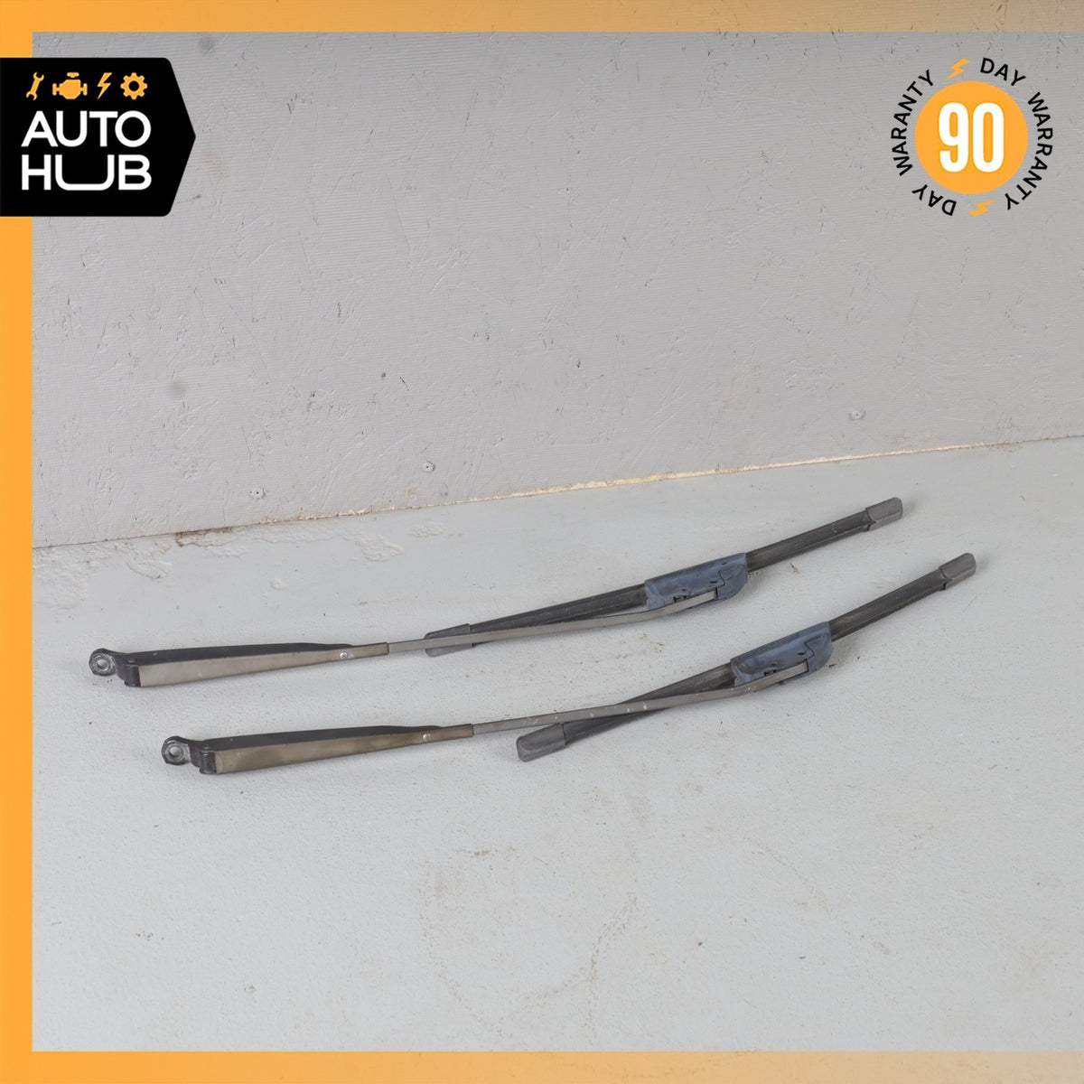Bentley Eight Mulsanne Windshield Washer Wiper Arm Blade Set OEM 56k - photo 2