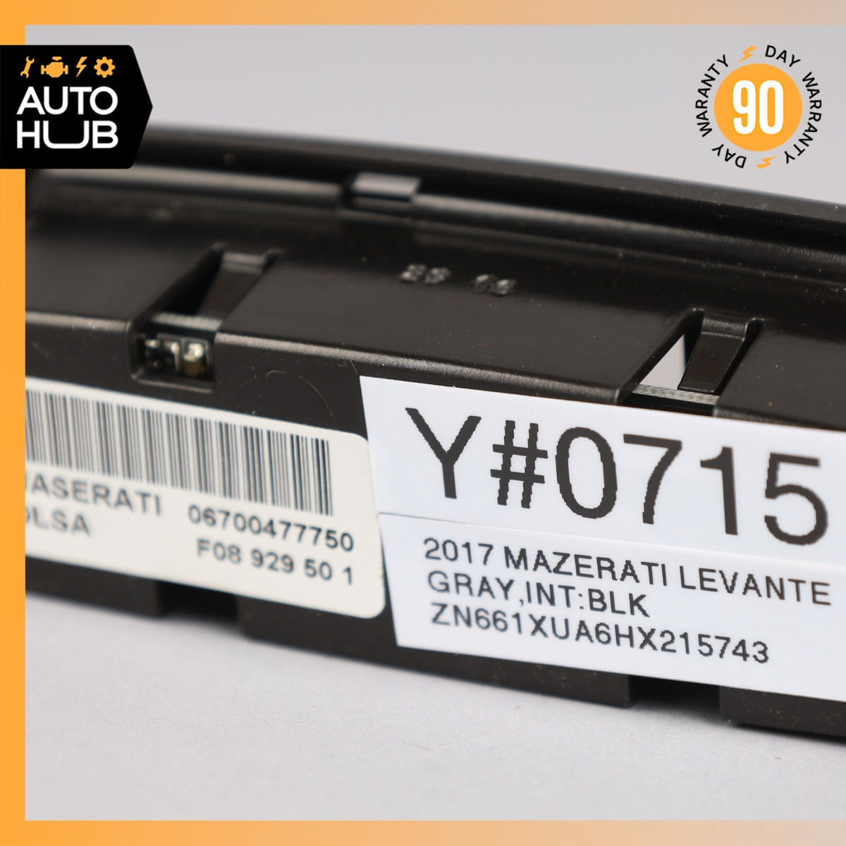 17-20 Maserati Levante M161 Rear Left or Right Overhead Dome Light Read OEM 44k - photo 8