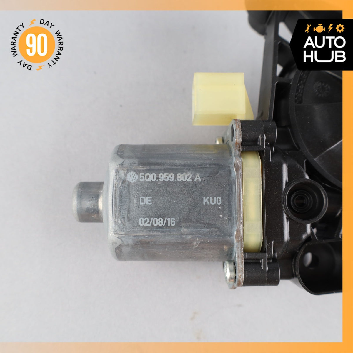 Porsche Macan S 95B Rear Right Side Door Window Regulator Motor 5Q0959802A OEM - photo 9