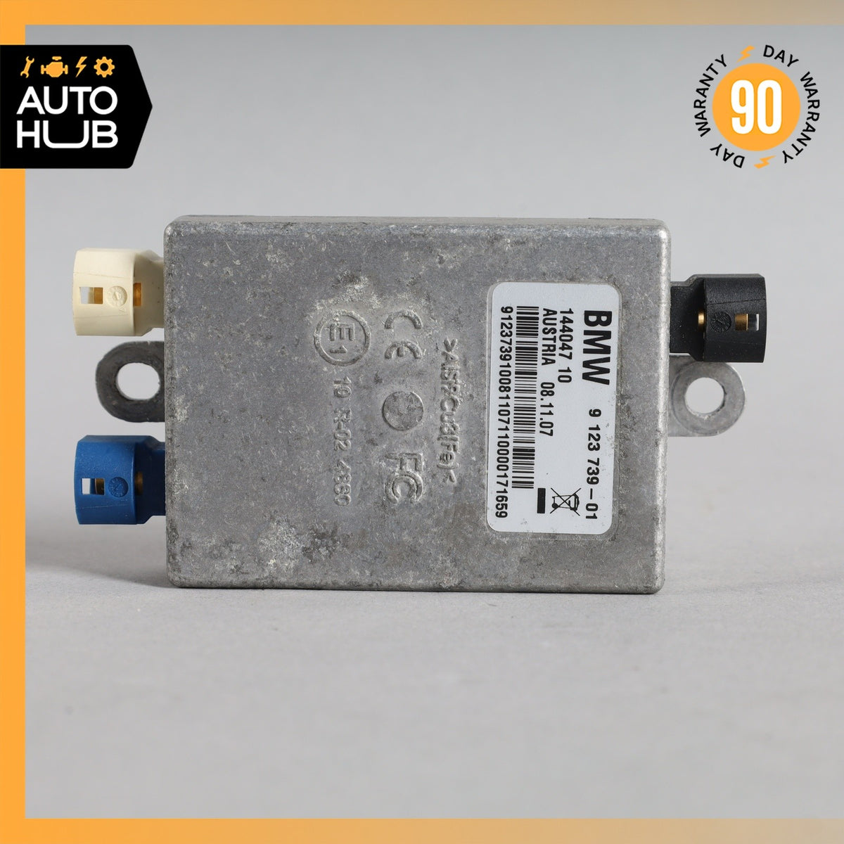 04-10 BMW E60 550i 528i 535i USB Multimedia Hub Control Module 9123739 OEM - photo 5