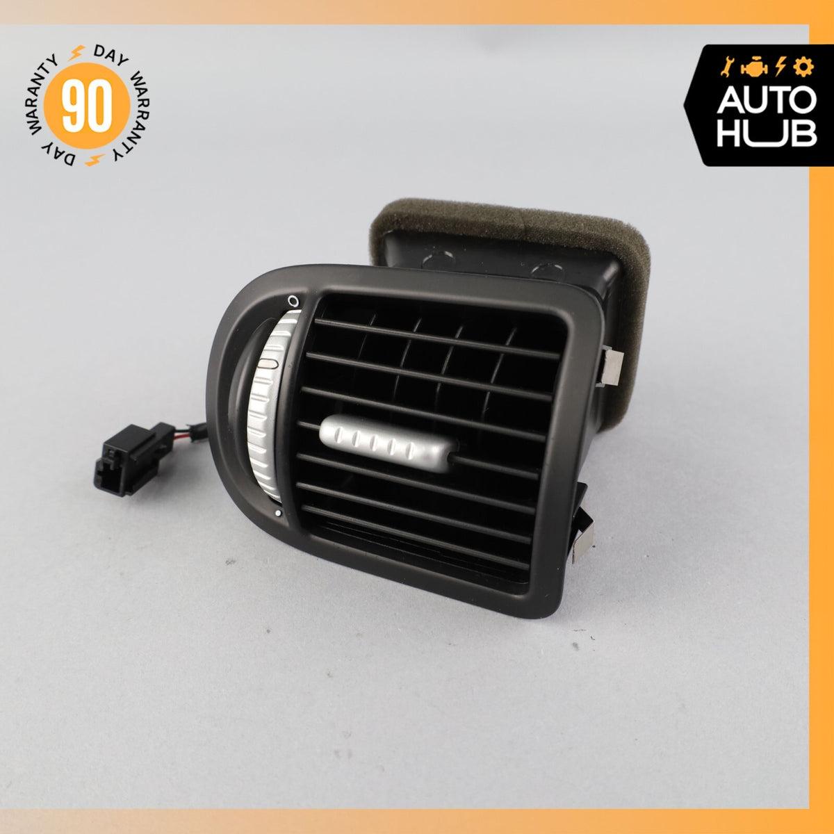 2006 Porsche Cayenne 955 Turbo S Left Driver Side Dashboard A/C AC Air Vent OEM - photo 1