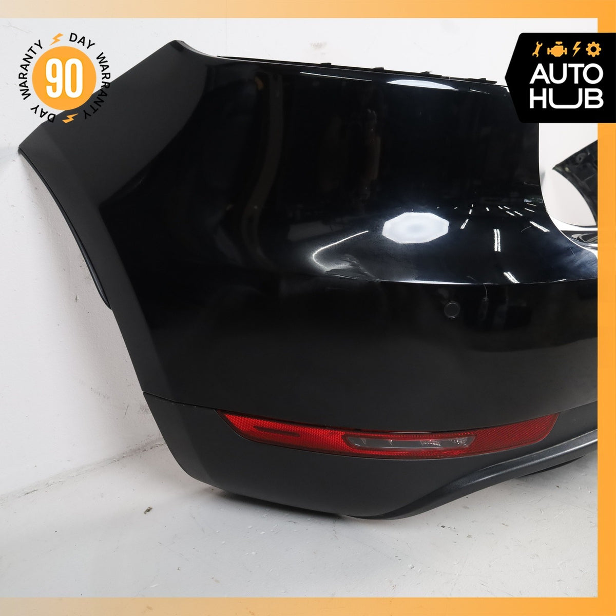 15-18 Porsche Macan 95B Rear Bumper Cover Assembly Black OEM 74k - photo 2