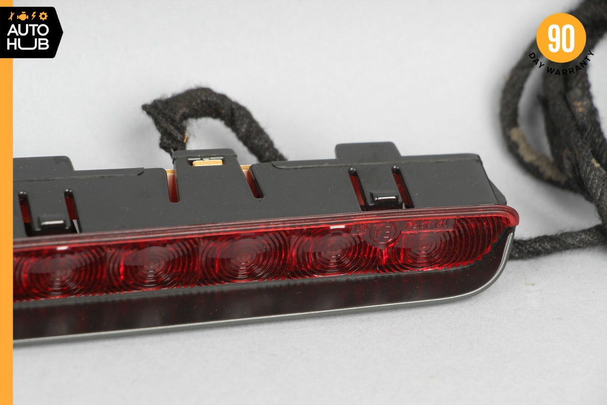 07-14 Mercedes W216 CL550 S550 Rear 3RD Third Brake Stop Light 2218200056 OEM - photo 5