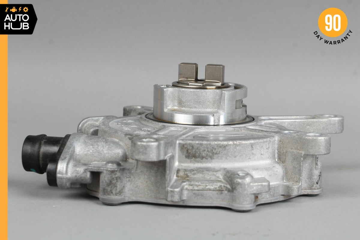 12-18 Mercedes R172 SLK350 Engine Motor Brake Vacuum Pump 2762300065 OEM 59k - photo 2
