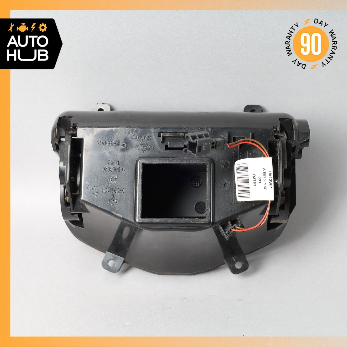 14-24 Maserati Quattroporte GTS M156 Center Console Phone Holder Compartment OEM - photo 10