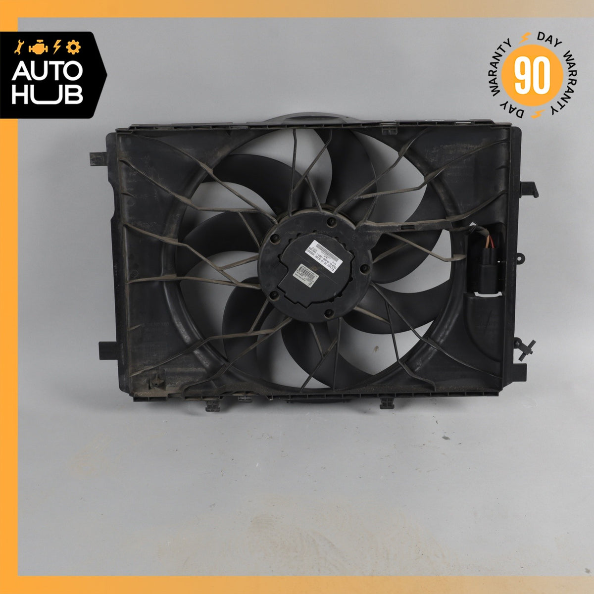 08-20 Mercedes W204 C300 E350 Engine Radiator Cooling Fan Motor Assembly OEM - photo 10