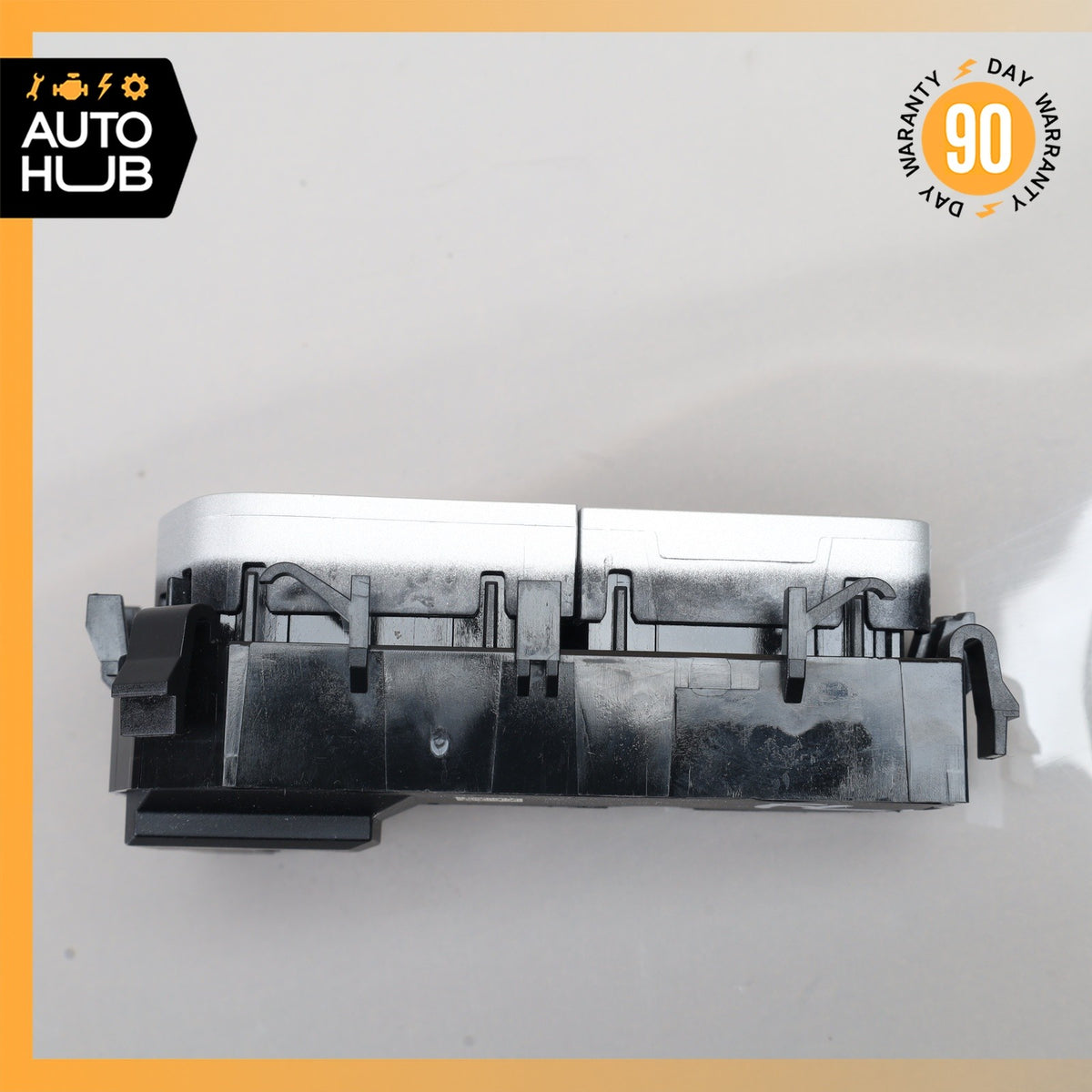 Mercedes X253 GLC300 Front Left Driver Side Door Seat Heated Switch OEM - photo 4