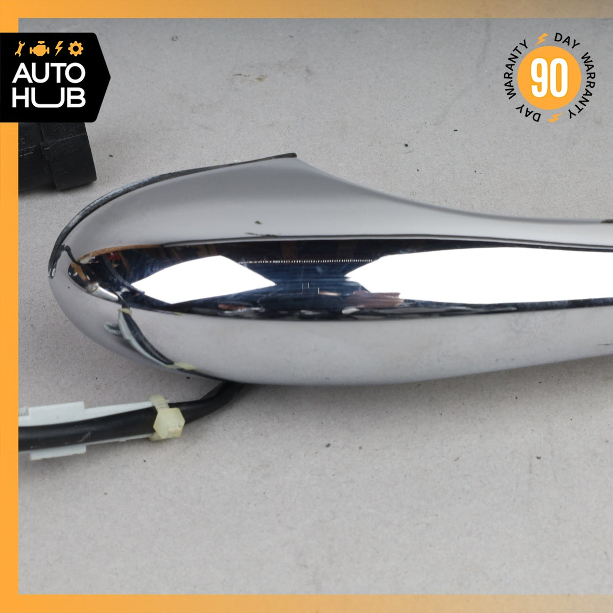 08-19 Maserati GranTurismo M145 Front Left Side Door Handle Chrome OEM - photo 2