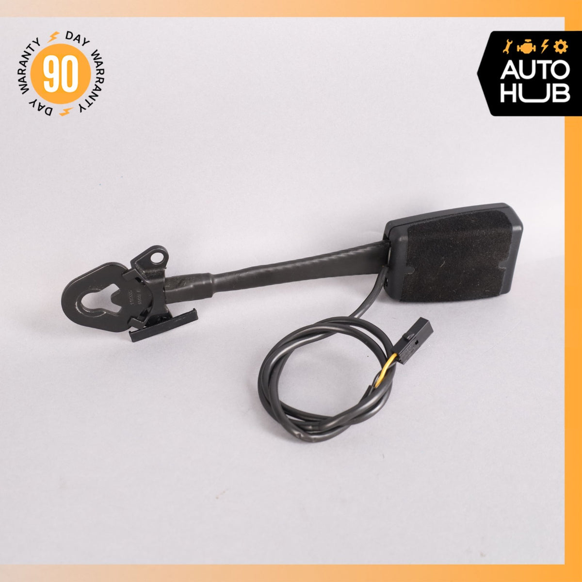 11-18 Porsche Cayenne 958 Front Left Driver Side Seat Belt Buckle Black OEM - photo 1