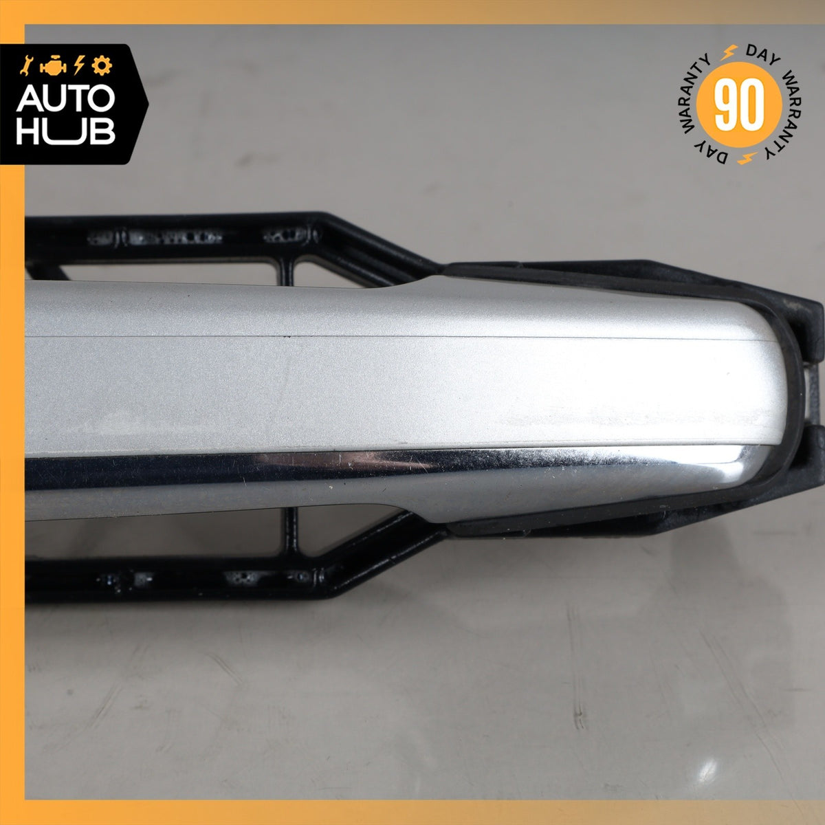 98-03 Mercedes W210 E430 E55 AMG Front Left Driver Side Door Handle Silver OEM - photo 4