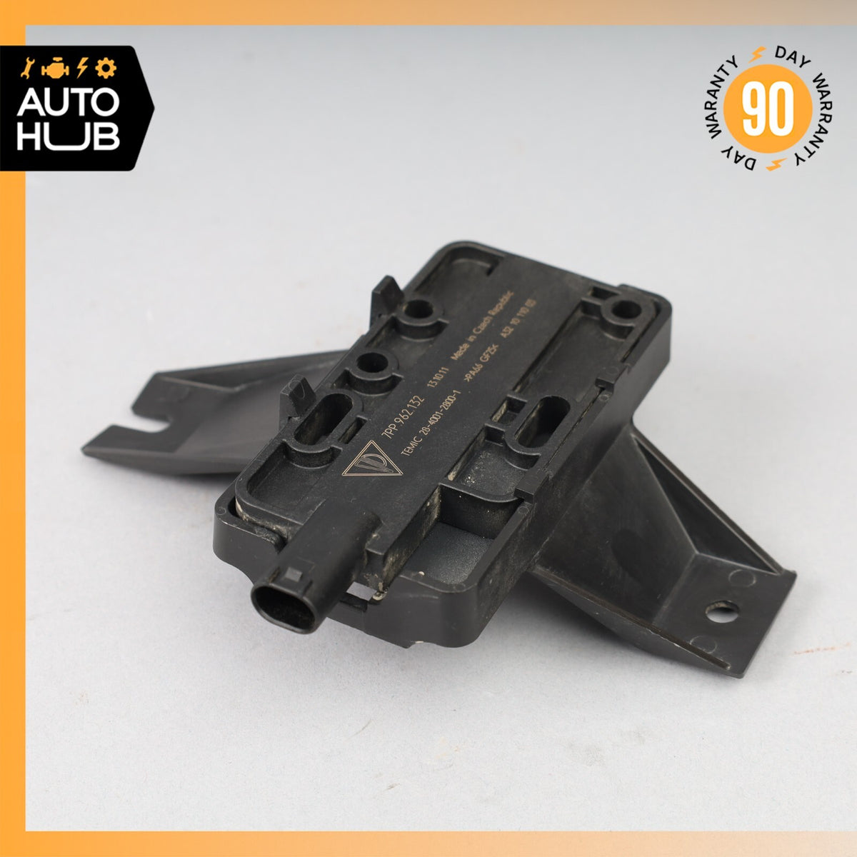 2012 Porsche Cayenne 958 S Keyless Control Module Antenna Sensor w/ Bracket OEM - photo 1