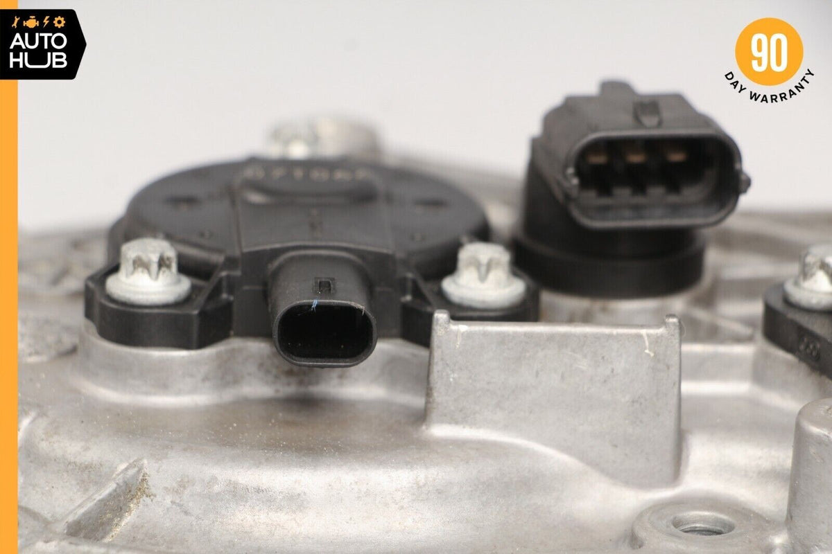 Mercedes W221 S550 E350 Front Left Side Engine Timing Chain Cover Plate OEM - photo 2