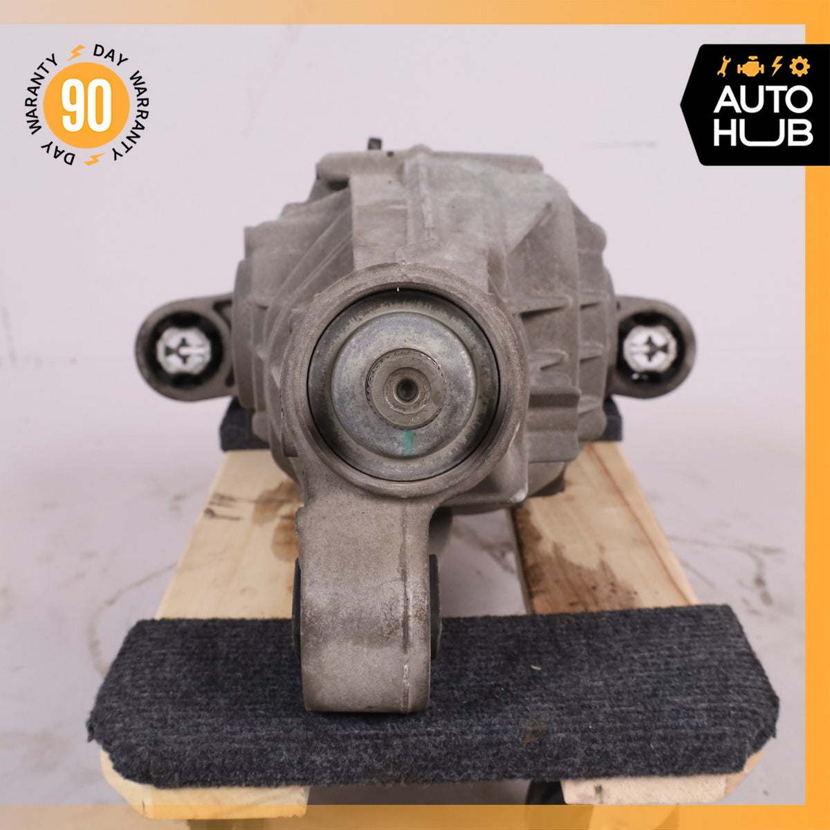 11-18 Porsche Cayenne 958 E-Hybrid Rear Differential Diff Axle Carrier OEM - photo 12