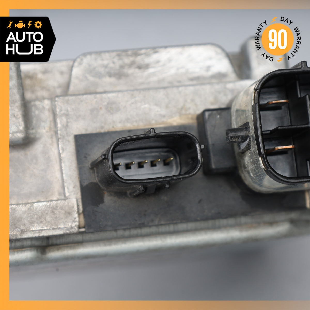 Porsche Panamera 970 Hybrid S Engine Oil Pump Control Module Unit OEM 70k - photo 7