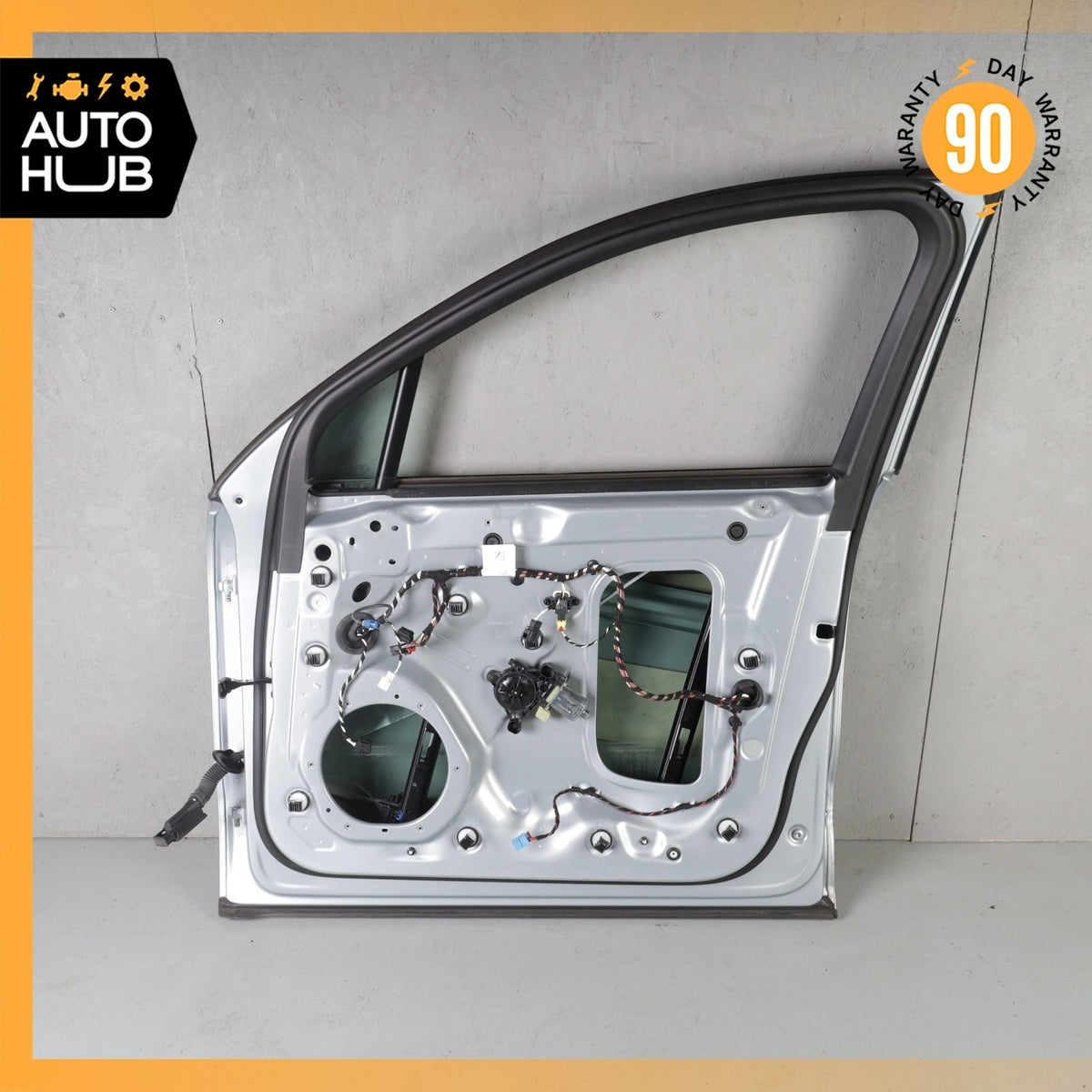 15-25 Porsche Macan 95B GTS Front Right Passenger Side Door Shell Silver OEM 44k - photo 14