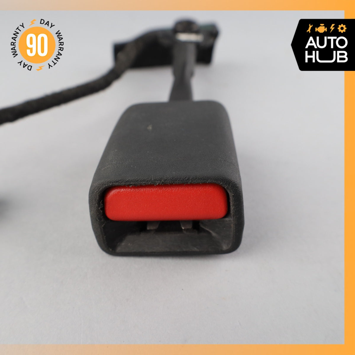 17-20 Maserati Levante M161 Front Left Driver Seat Belt Buckle Black OEM - photo 3