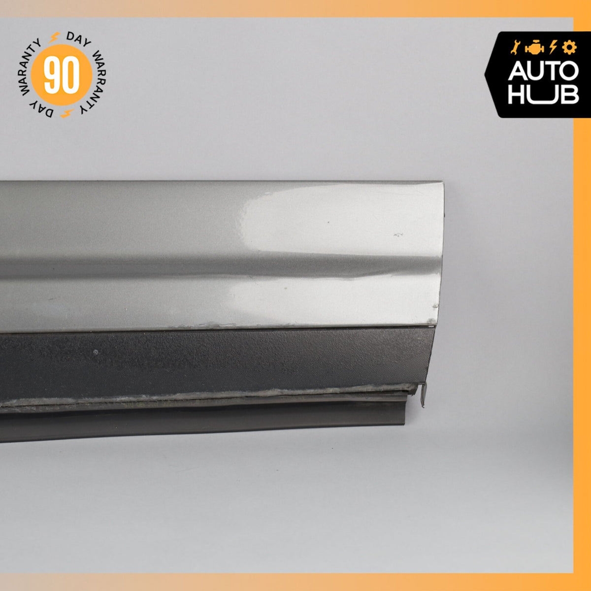 11-18 Porsche Cayenne 958 Turbo Front Right Side Lower Door Molding OEM - photo 4