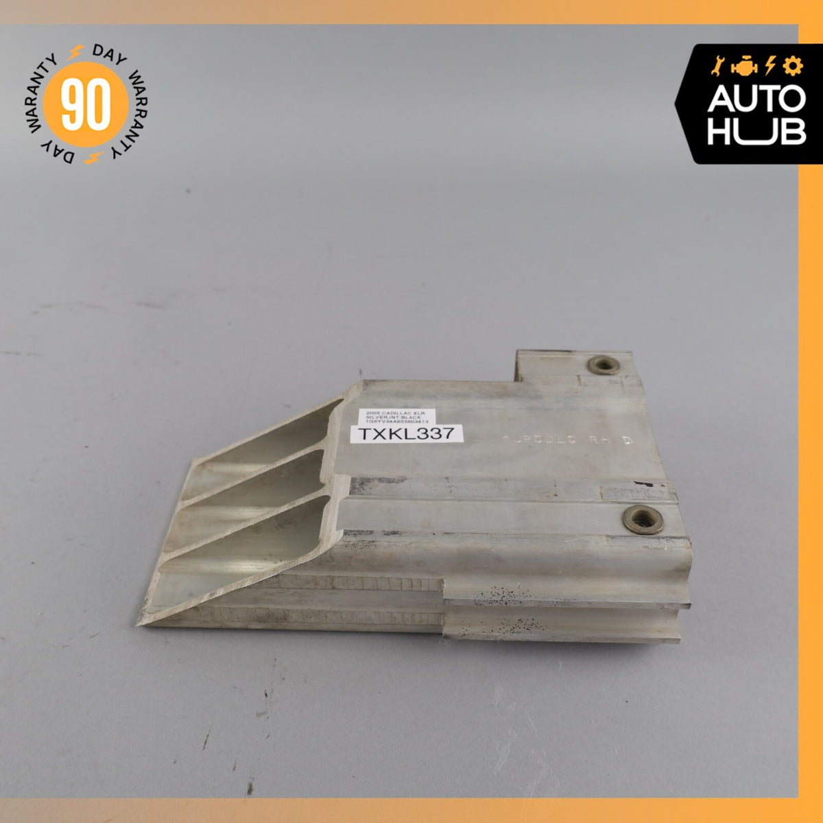 04-09 Cadillac XLR Front Right Side Reinforcement Extension Bar Bracket OEM - photo 2