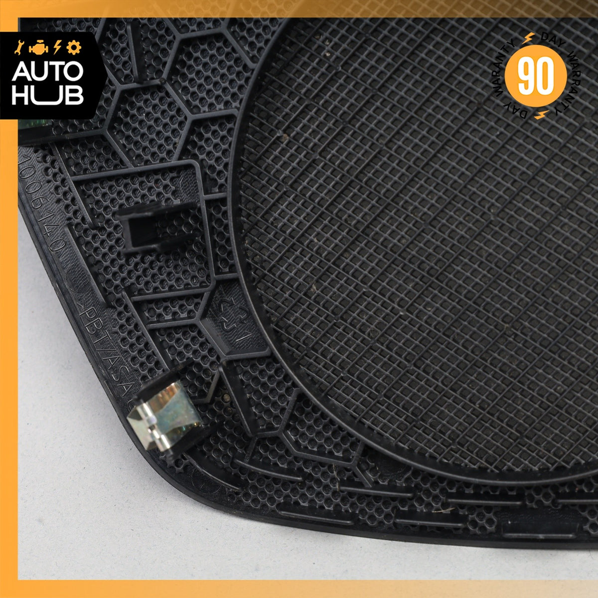 Mercedes W205 C300 Dashboard Dash Grille Speaker Cover OEM - photo 9