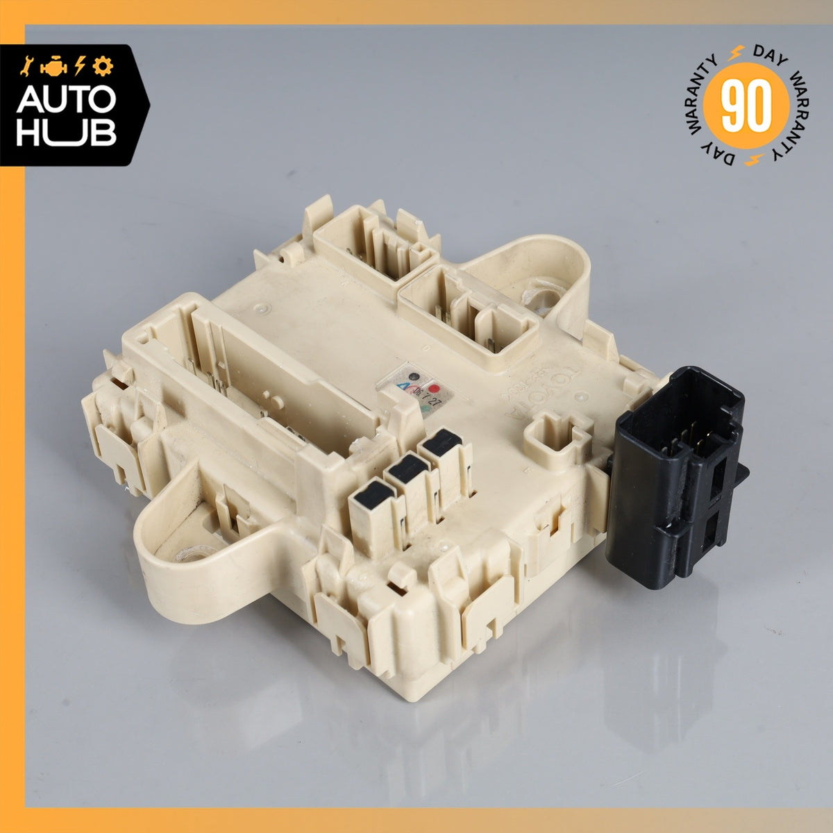 07-09 Lexus XU30 RX400H RX350 Fuse Relay Junction Box OEM - photo 2