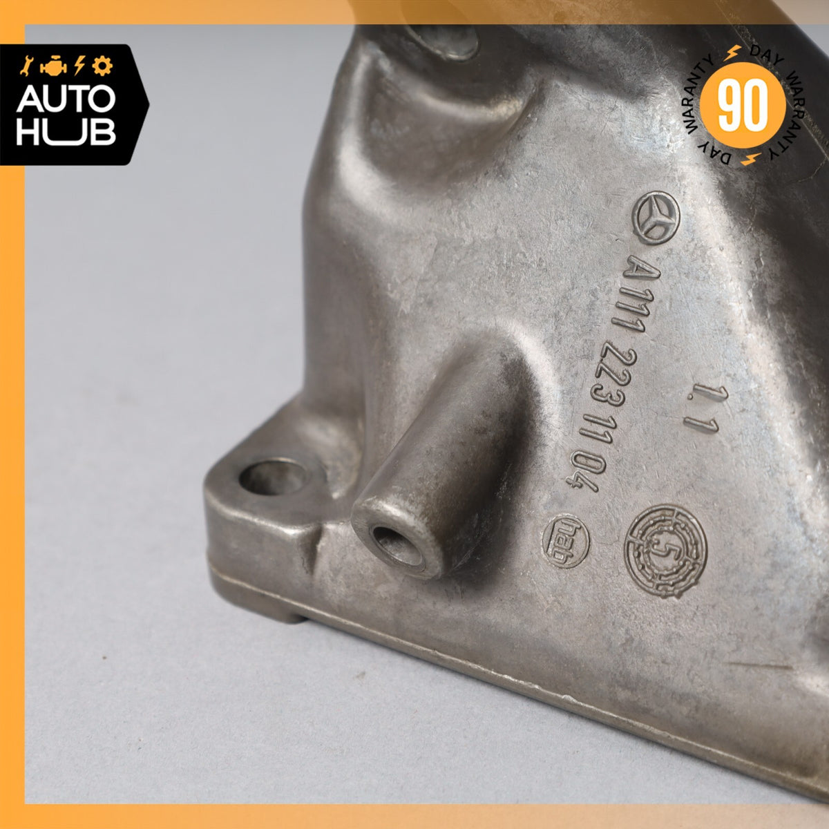 97-00 Mercedes R170 SLK230 M111 Engine Motor Right Side Mount Bracket OEM - photo 3