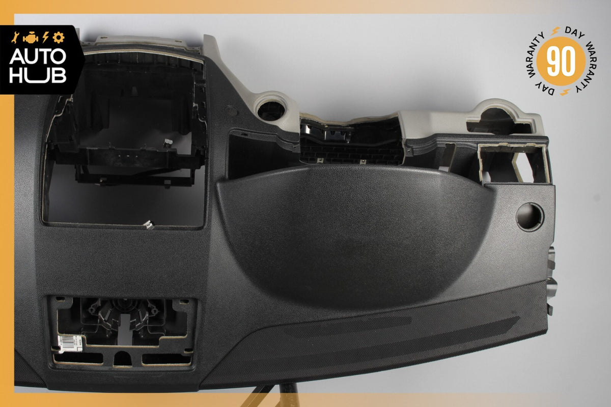 08-11 Mercedes W204 C300 C350 Dashboard Dash Board Panel Assembly w/ Airbag OEM - photo 6