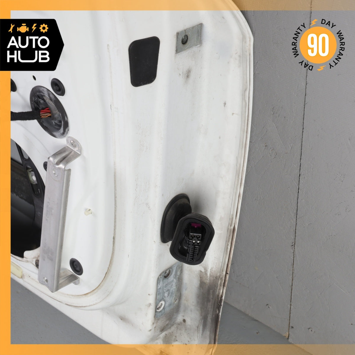 08-15 Audi 8J TT Door Shell Left Driver Side White 8J0831051A OEM - photo 16
