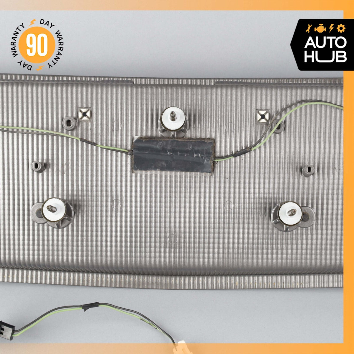 04-09 Cadillac XLR Rear Trunk Lid License Plate Light 10355557 OEM - photo 10