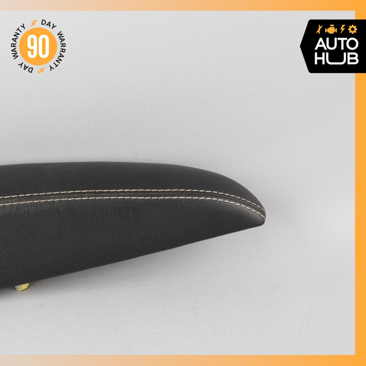 10-15 Maserati GranTurismo M145 Front Left Interior Door Panel Armrest OEM - photo 3