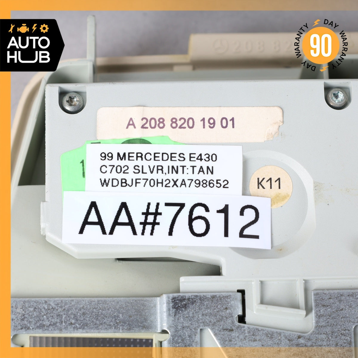 98-03 Mercedes W210 E430 E55 AMG CLK430 Front Overhead Dome Light Lamp Beige OEM - photo 18