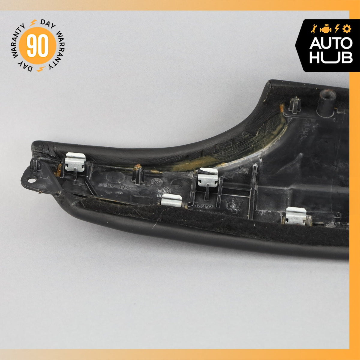 08-17 Maserati GranTurismo M145 Front Left Interior Door Panel Armrest OEM 74k - photo 8