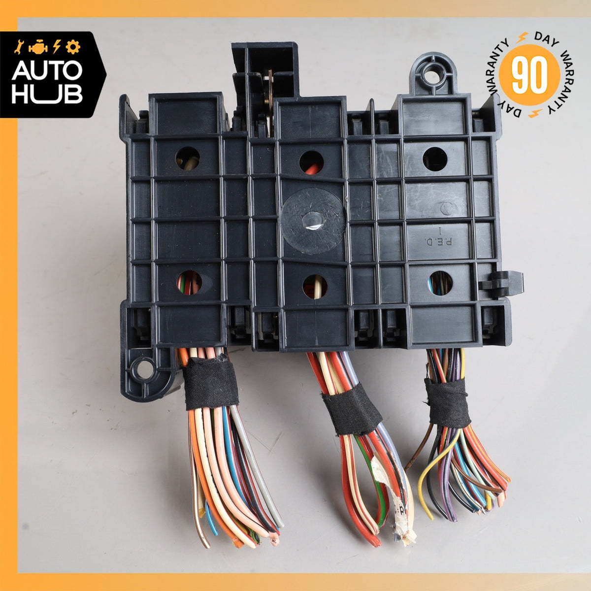 05-07 Maserati Quattroporte M139 F1 Rear Engine Bay Fuse Box 213752 OEM - photo 7