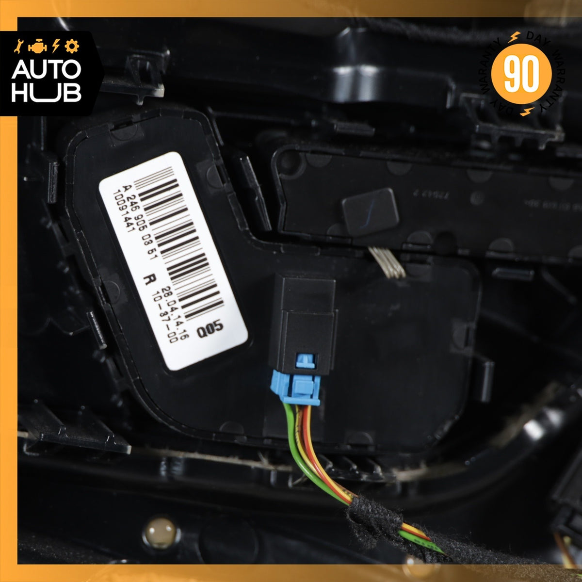 14-17 Mercedes W242 B250e Front Right Side Interior Door Panel OEM 62k - photo 20