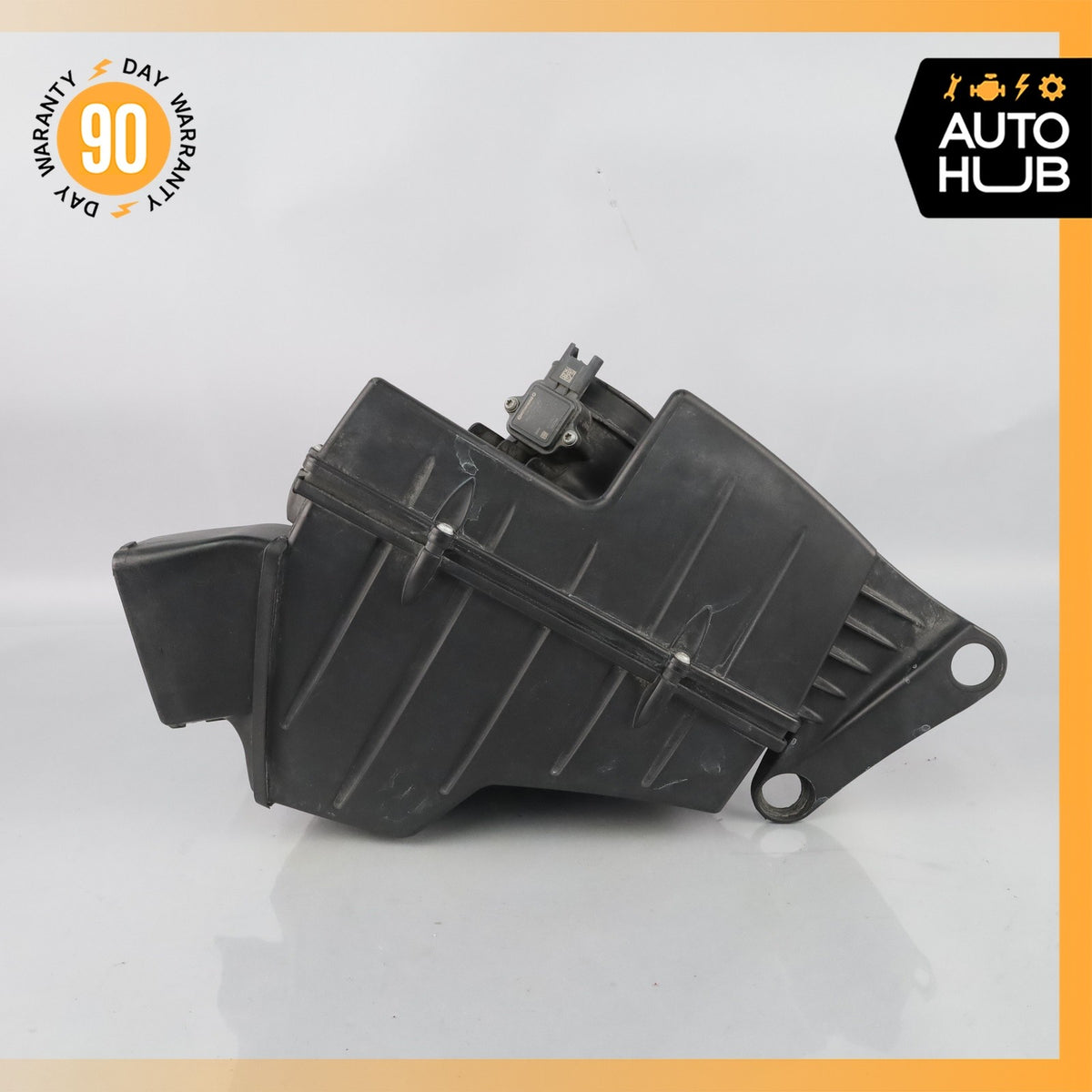 BMW E88 128i Engine Motor Air Intake Filter Box 13717555288 OEM - photo 4