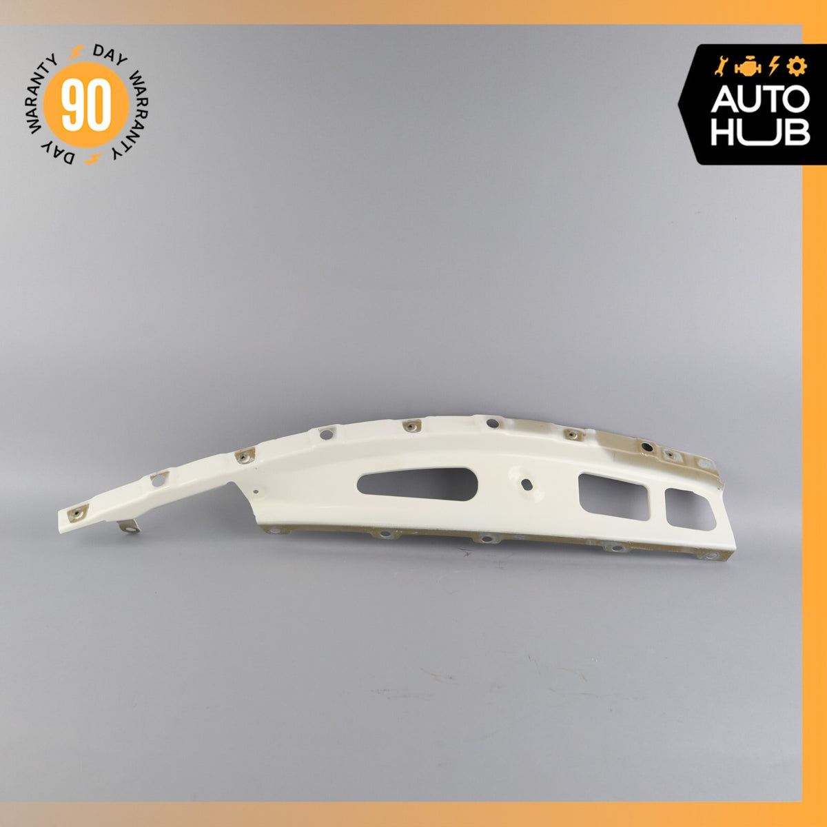 08-19 Maserati GranTurismo Front Left Side Fender Top Mount Bracket OEM 11k - photo 1