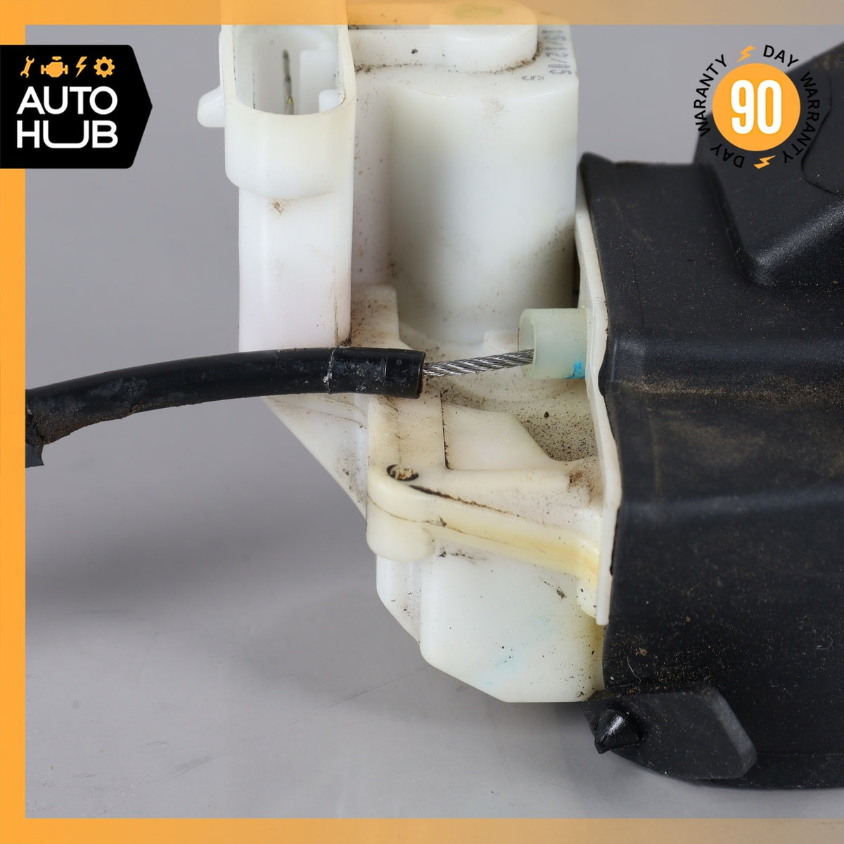 03-13 Maserati Quattroporte M139 Rear Left Side Door Lock Latch Actuator OEM 84k - photo 9