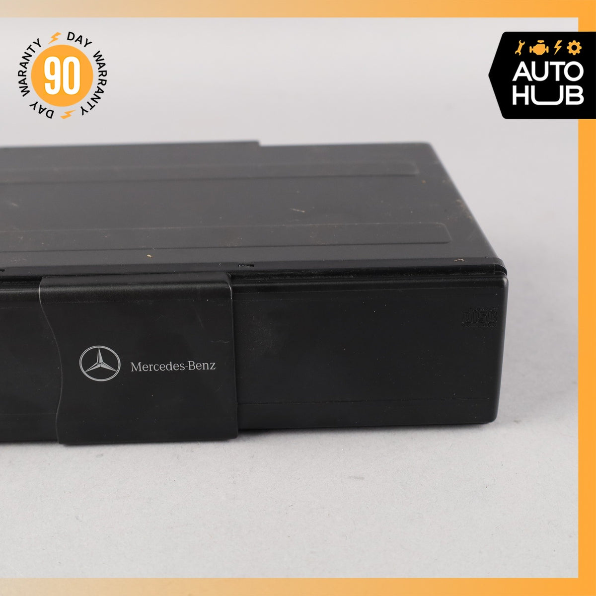 03-08 Mercedes R230 SL500 S430 CLK500 S430 CD Changer 6 Disk Player MC3330 OEM - photo 7