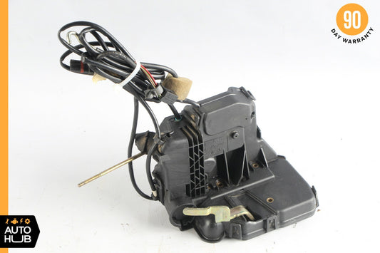 01-07 Mercedes W203 C320 C32 AMG Front Right Door Lock Latch Actuator 2037202035 - photo 1